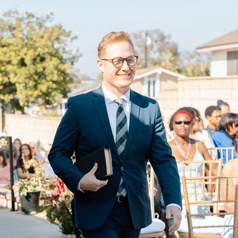 Dave Williamson, Wedding Officiant