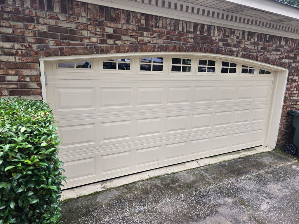 Brand New, Fully Insulated 16'x7' Double Car Door 