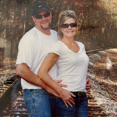 Avatar for Lisa Rosa Wedding Officiant Notary Public