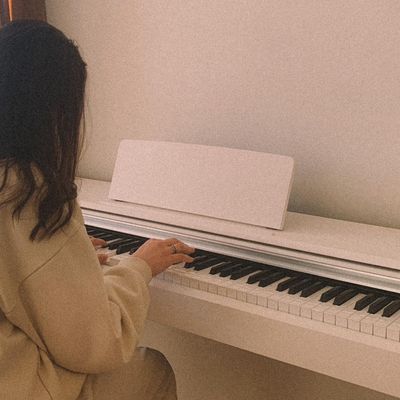 Avatar for Happy piano lessons