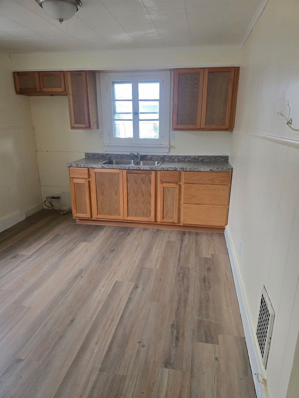 Complete apartment renovation for a property manag