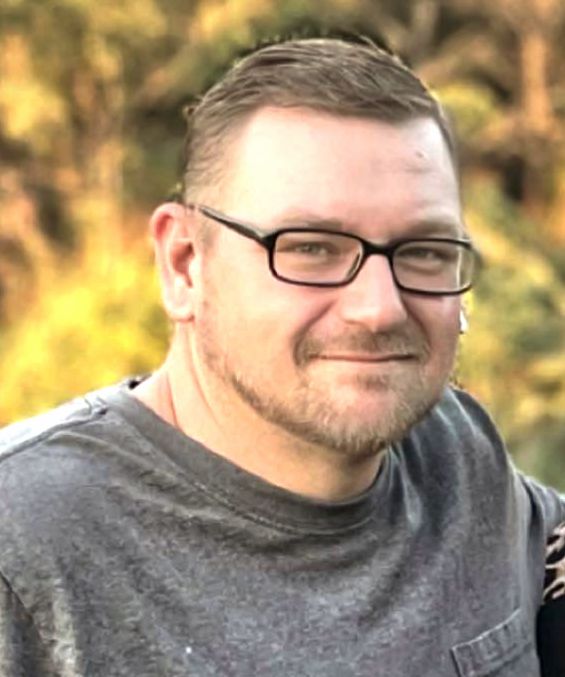 Dustin Garey Service Manager / Sales