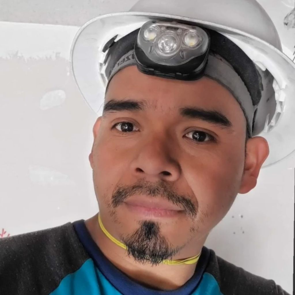 Perez & J Handyman