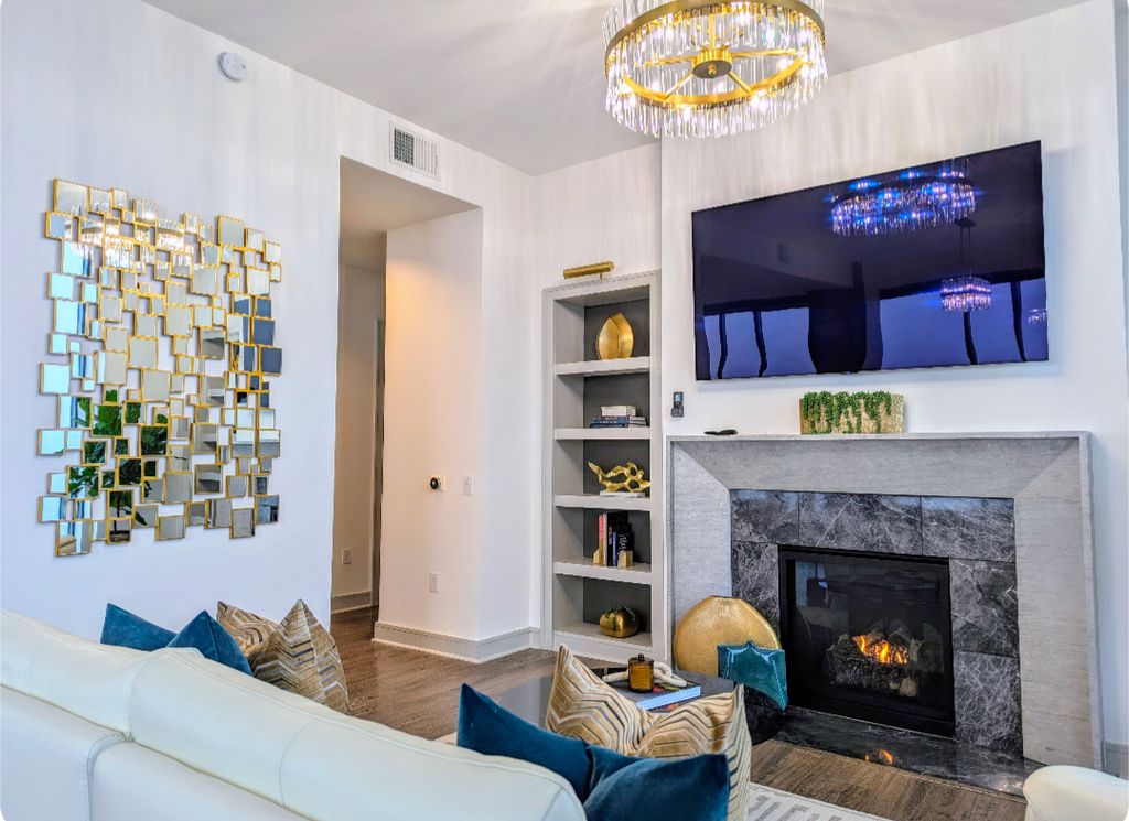 AFTER-Penthouse