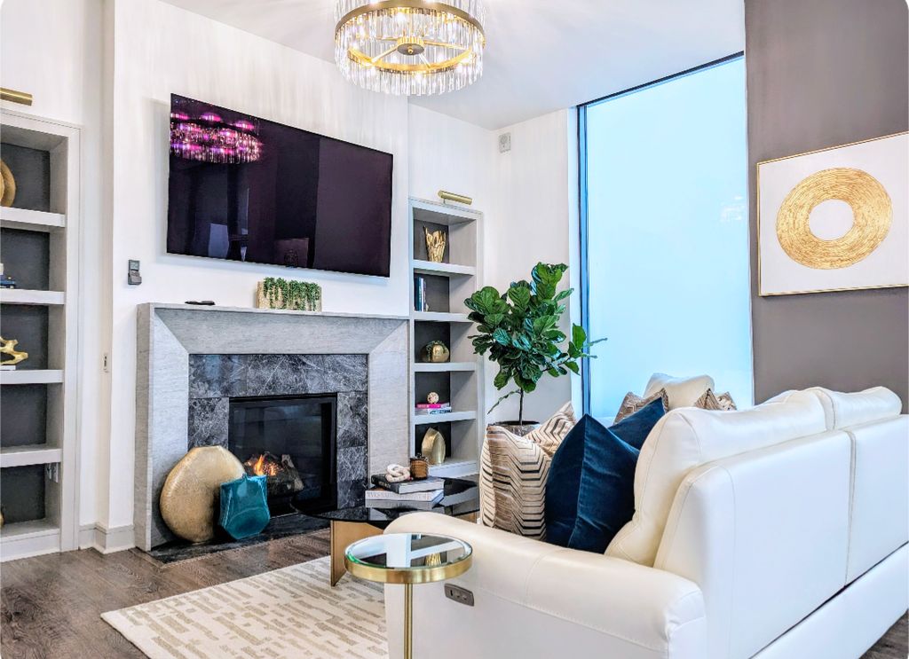 AFTER-Penthouse