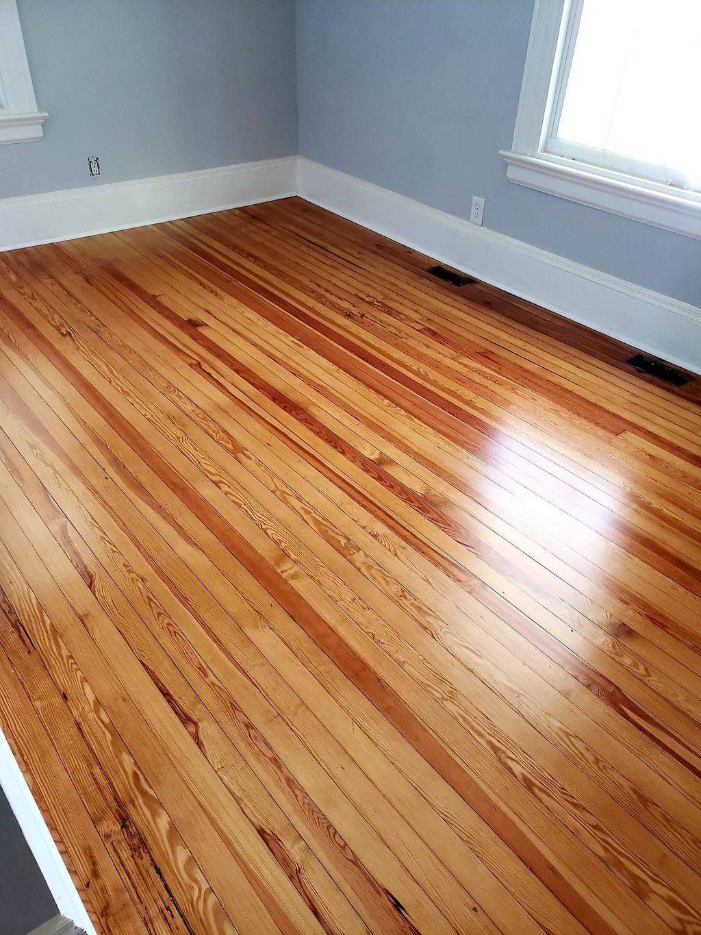 Pine Floor(Natural)