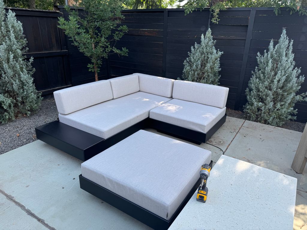 Outdoor Sectional Assembly