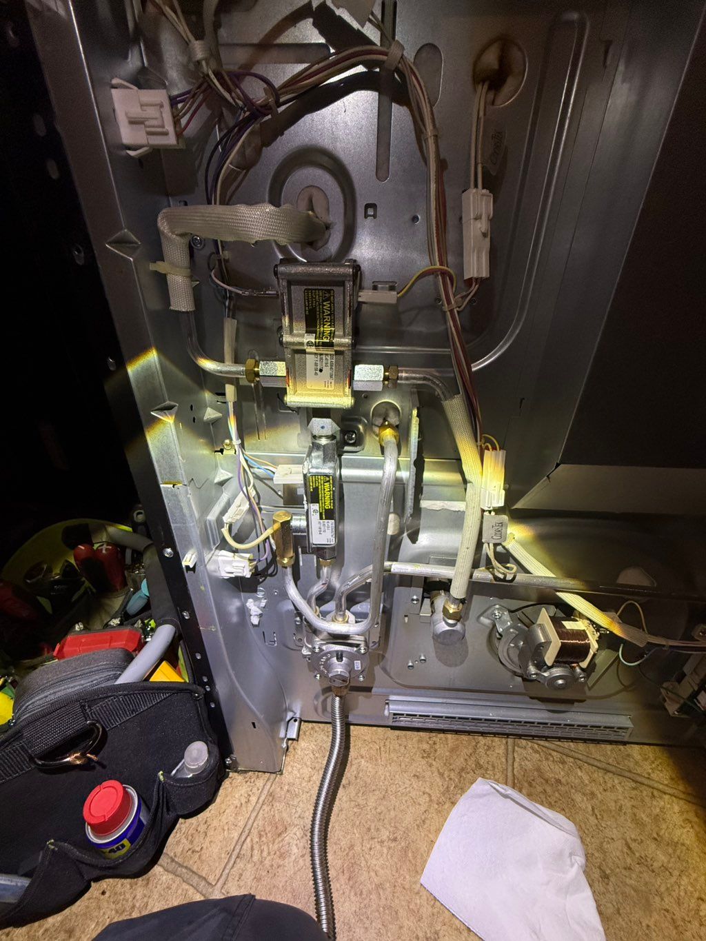 LG gas range oven. Gas valve installation.