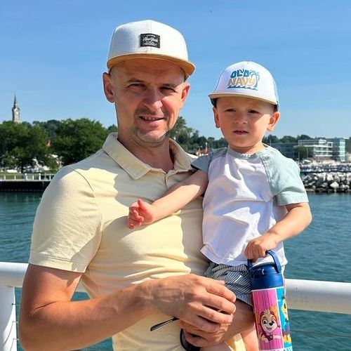 ✅ Vlad Capahome - Windows & Doors Repair