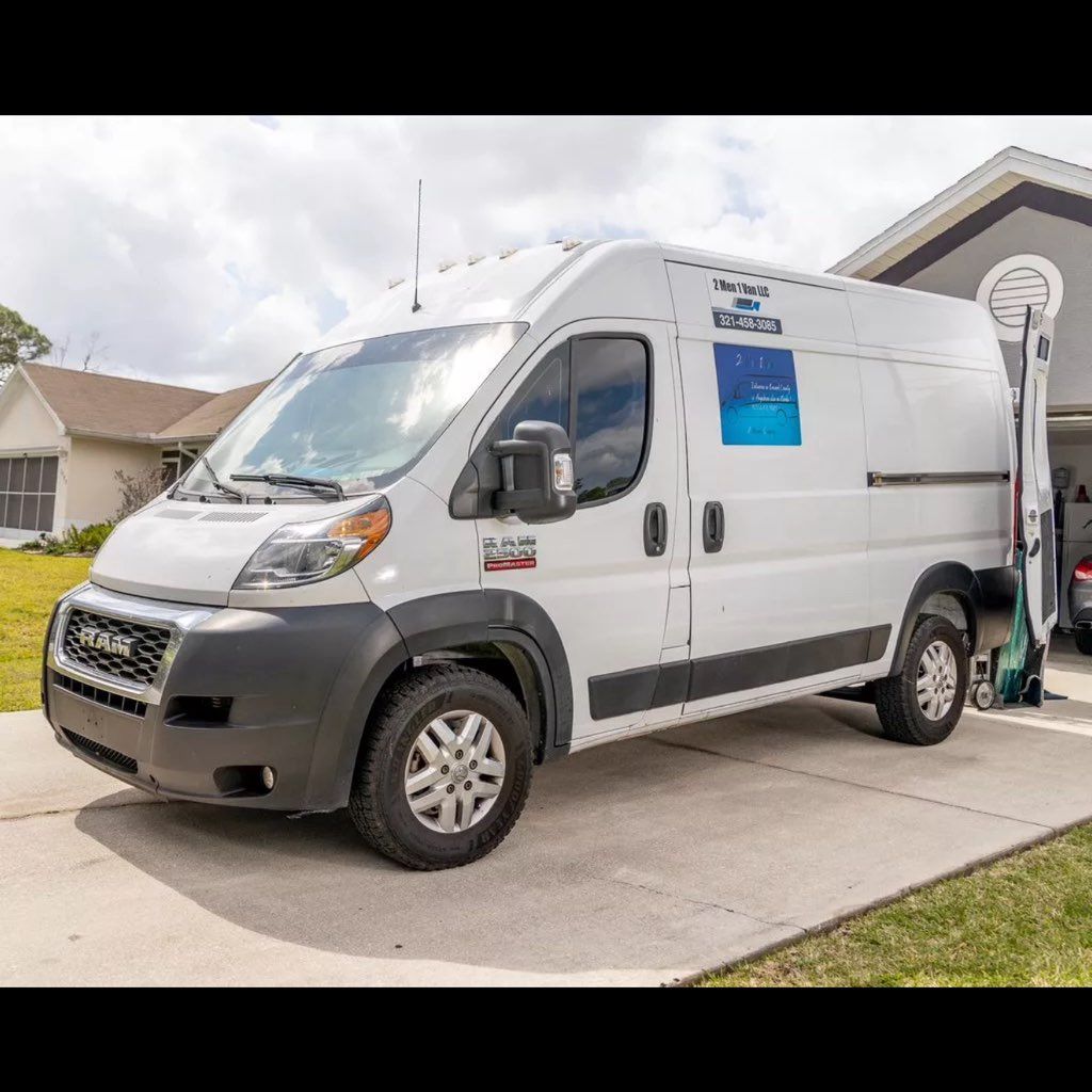 2 men 1 van