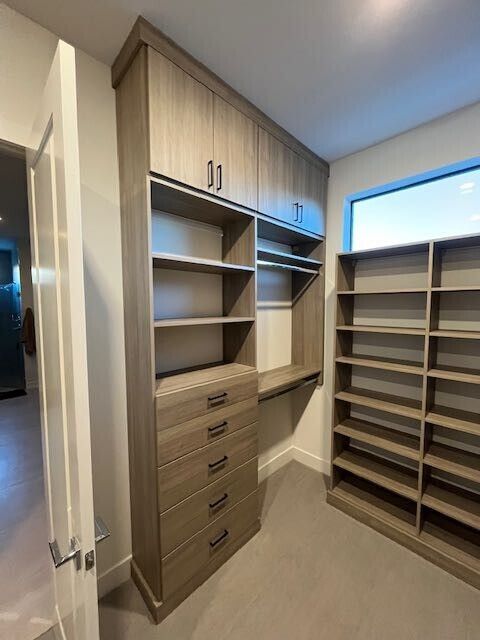 Walk-in closet