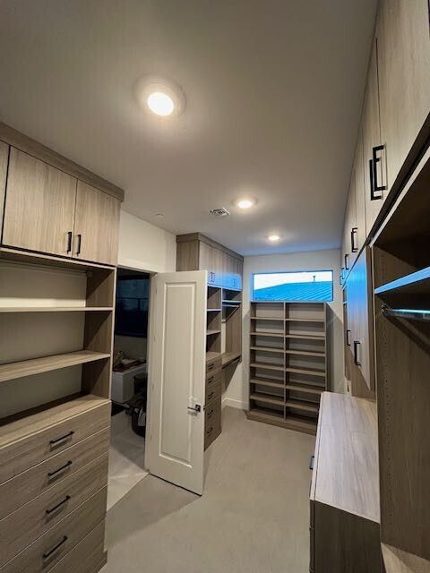 Walk-in closet