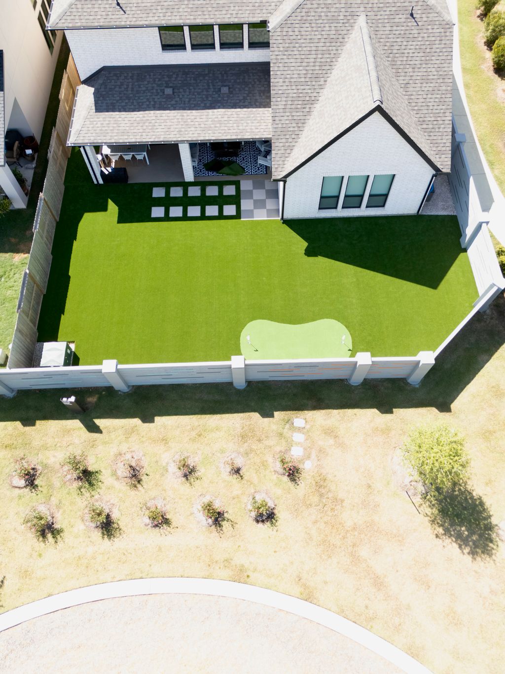 2,400 Sq Ft in Hockley