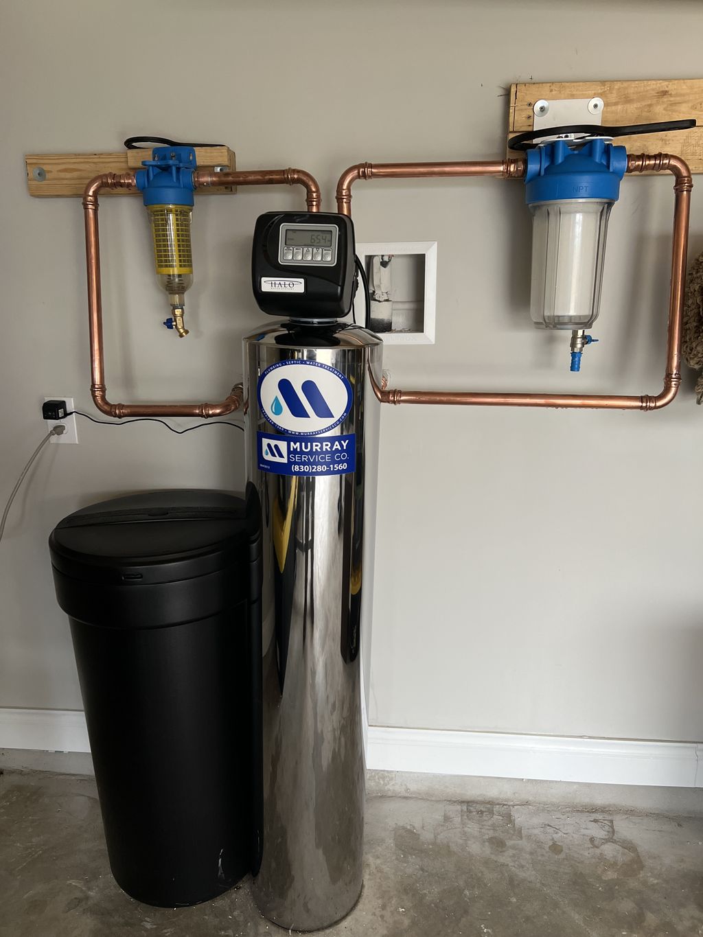 Halo Water Systems Water Softener with Resin catch