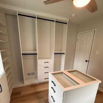 Avatar for District Custom Closets