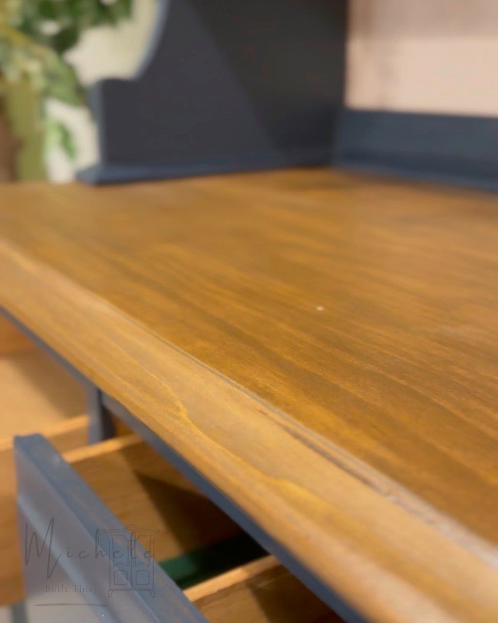 Natural wood stain finish 