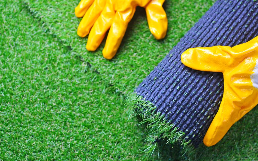 How much does it cost to install artificial turf?