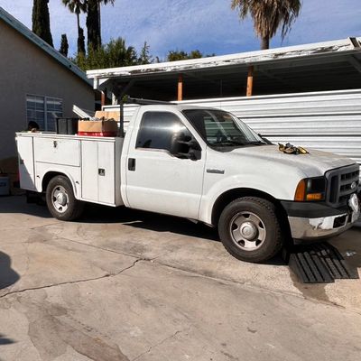 Avatar for DR Hernandez Gardening Service