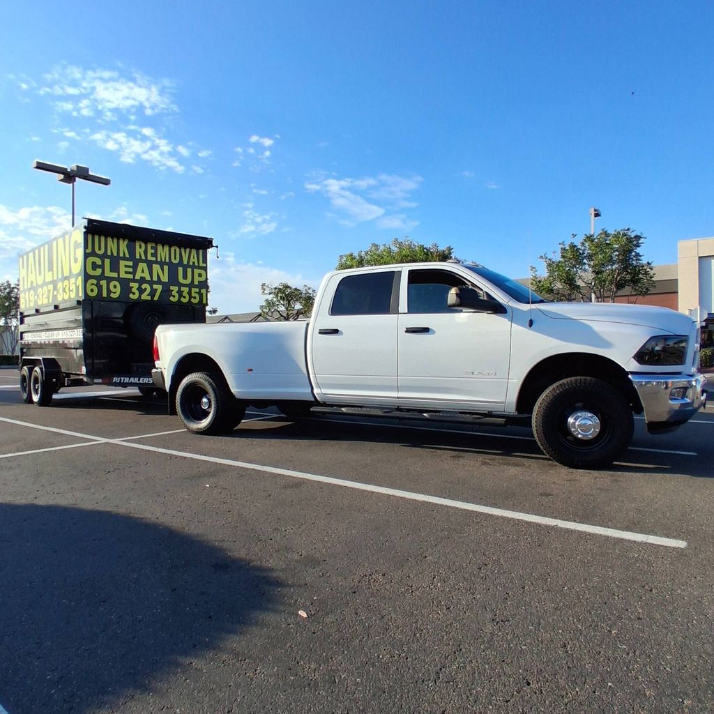 Eva Construction clean ups and services