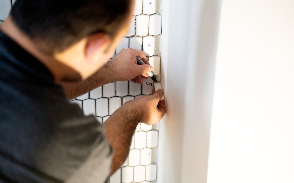 How much does backsplash installation cost?