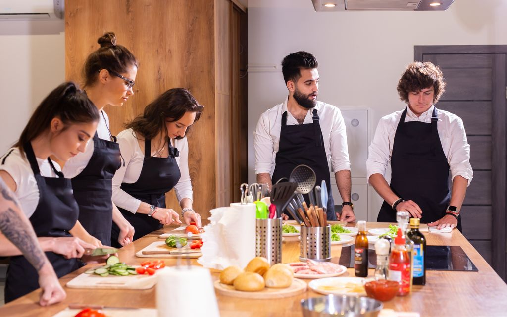 How much do private cooking classes cost?