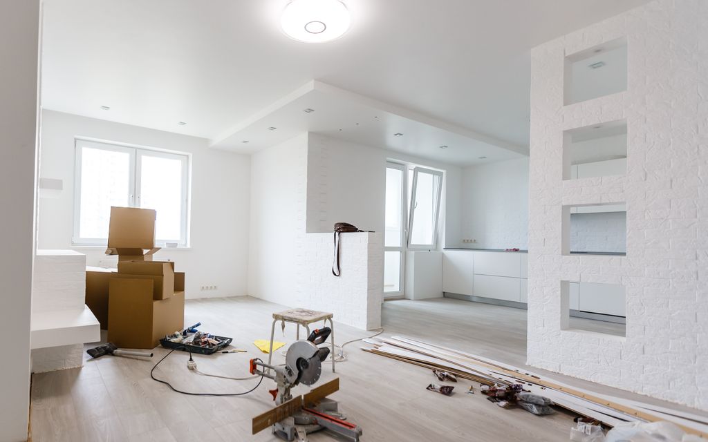 How much does it cost to build an interior wall?