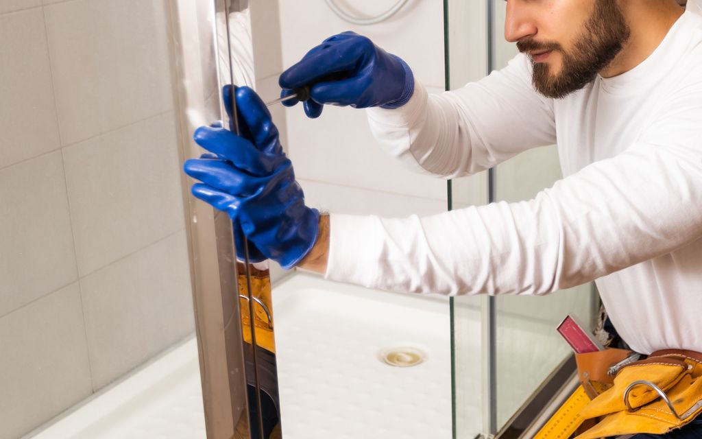 How much does it cost to install a shower door?