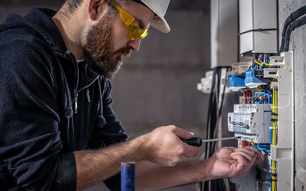 How much does it cost to replace a circuit breaker switch?