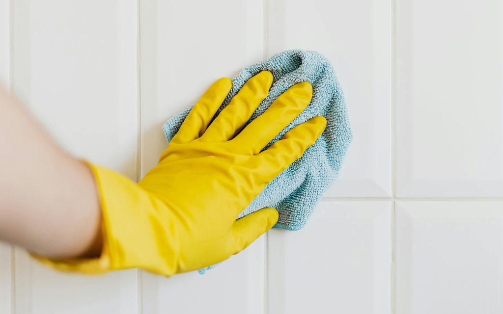 How much does deep cleaning a house cost?