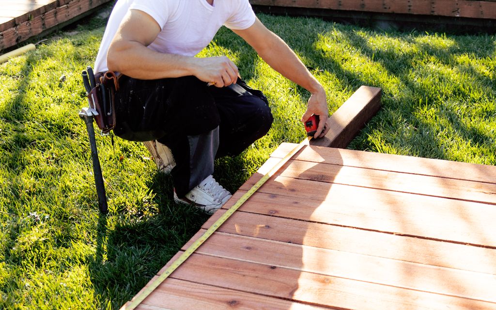 How much does it cost to install a fence?