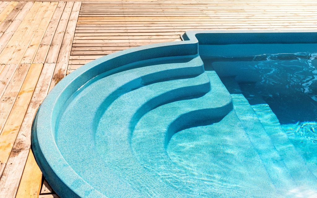How much does it cost to install a fiberglass in-ground pool?
