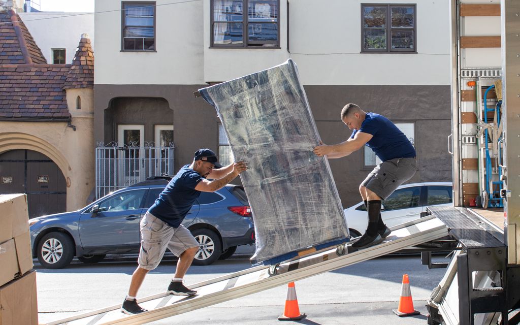 How much does furniture moving cost?