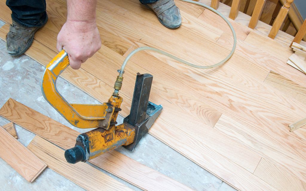 How much does it cost to install hardwood flooring?