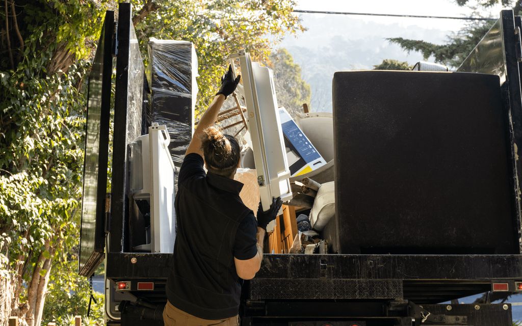 How much does junk removal cost?