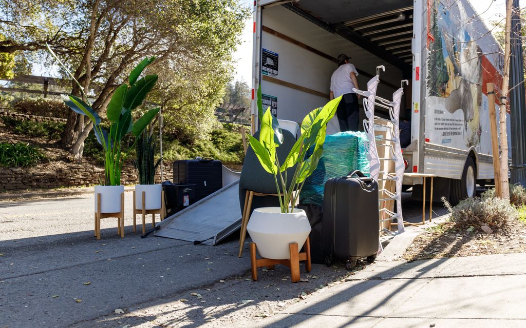 How much do movers cost?