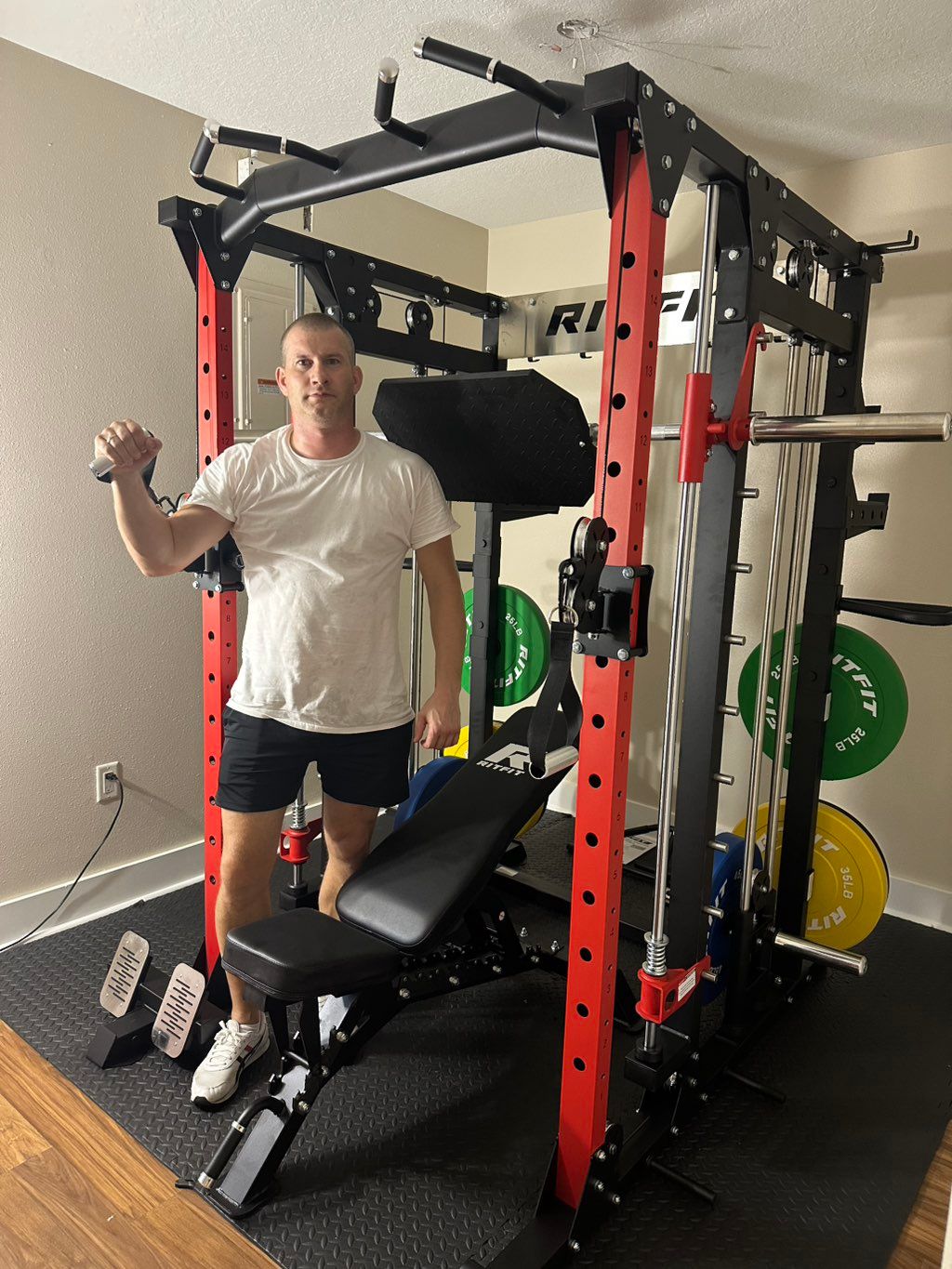 Fitness equipment assembly: smith machine 
