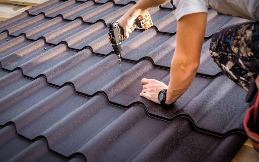 How much does it cost to replace a tile roof?
