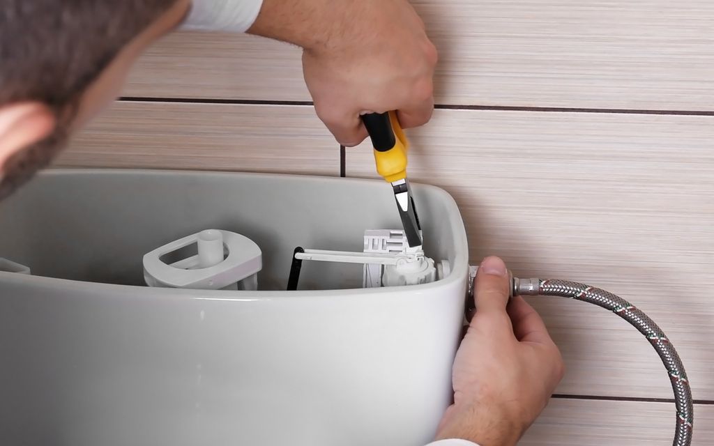 How much does it cost to repair a toilet?