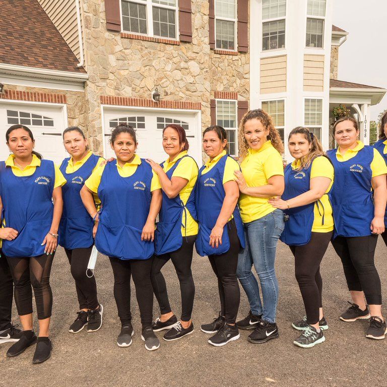 Pilar's Cleaning Services LLC