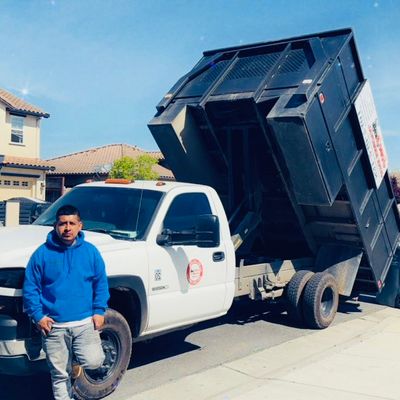 Avatar for Jose’s junk removal