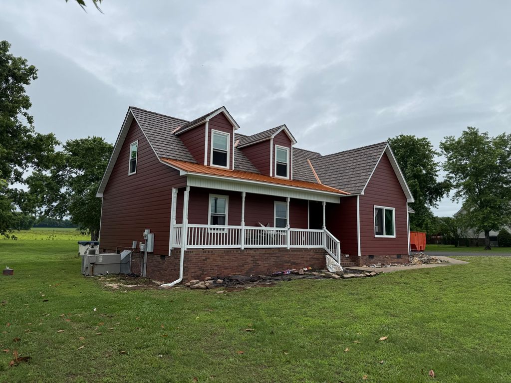 BRAVA Roof system with standing seam & insulated c