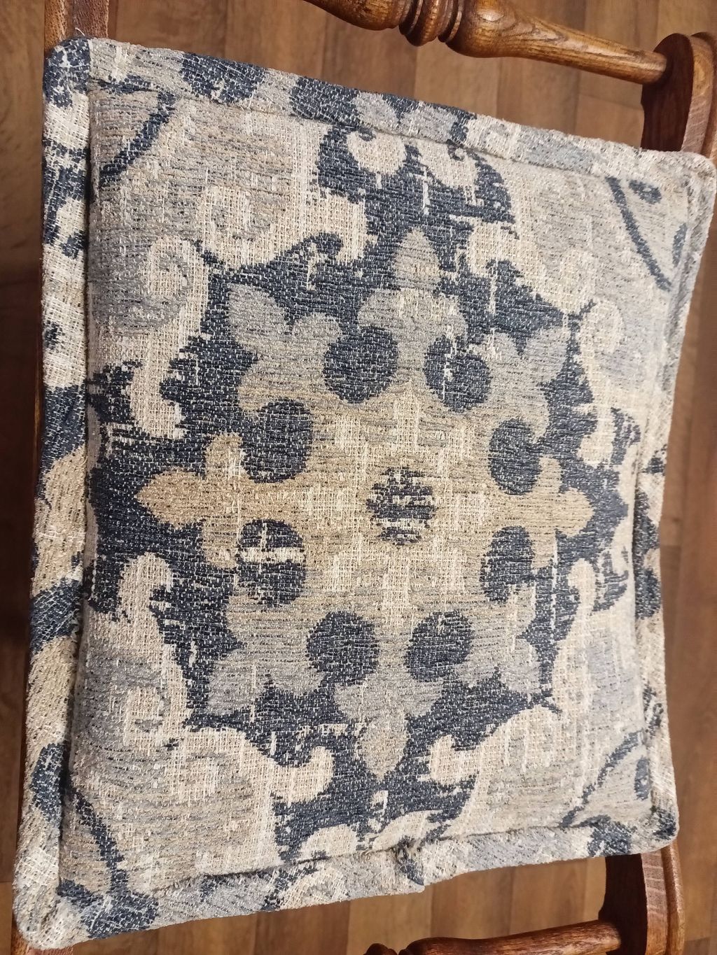 ottoman Chair