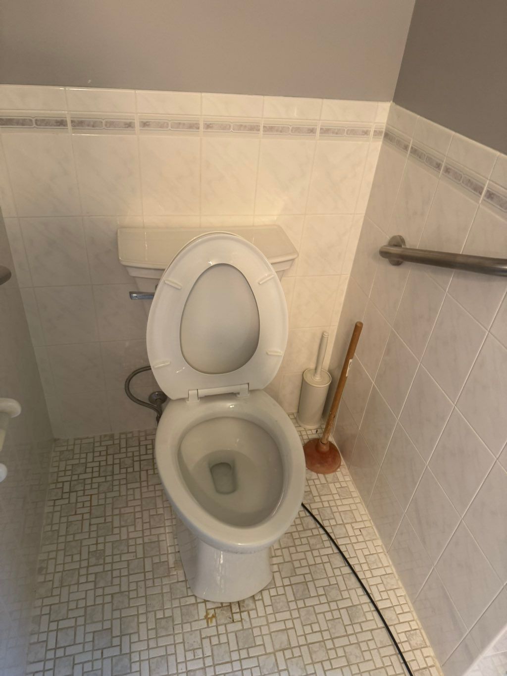 New American Standard elongated comfort height ins