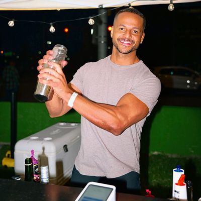 Avatar for Black Tie Bartending