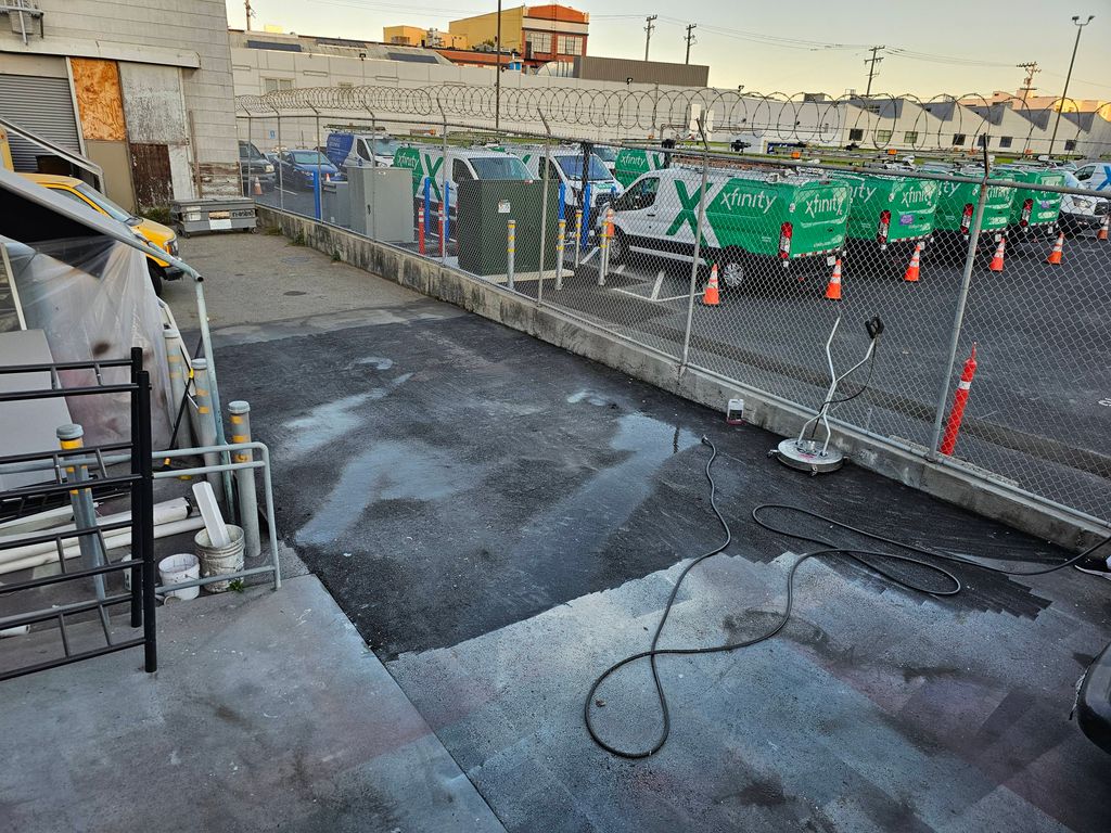 with the hot pressure washer we can remove paint f