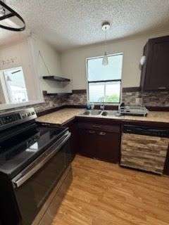 Fresh, clean, and Clearwater-ready! Deep cleaned t