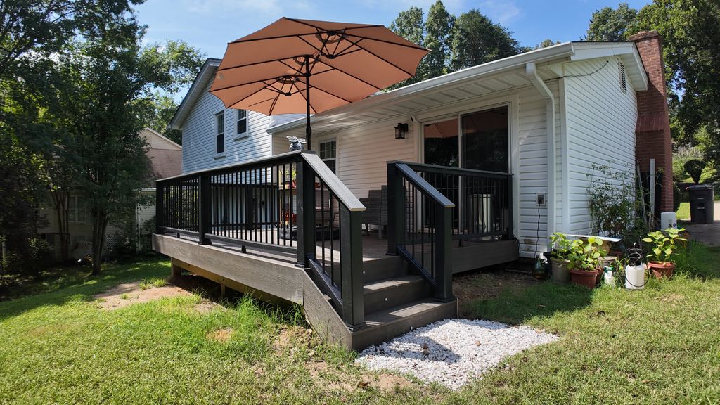 Deck in Dumfries, VA