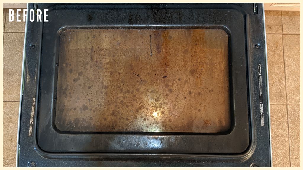 Oven Cleaning – Before (Deep Kitchen Cleaning)