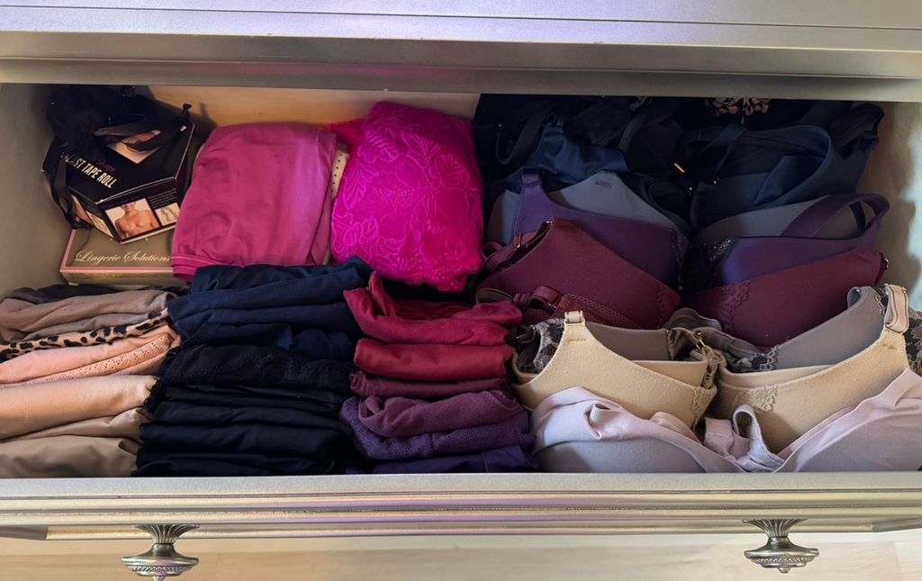 Ta Dah…drawer organization!