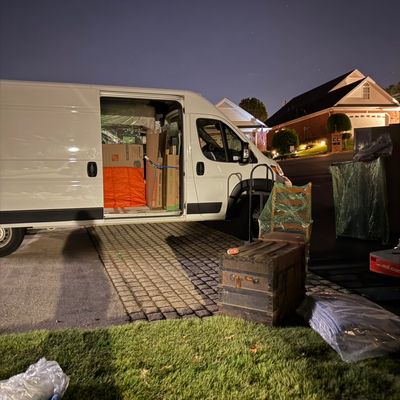 Avatar for DJ’s Luxury Moving